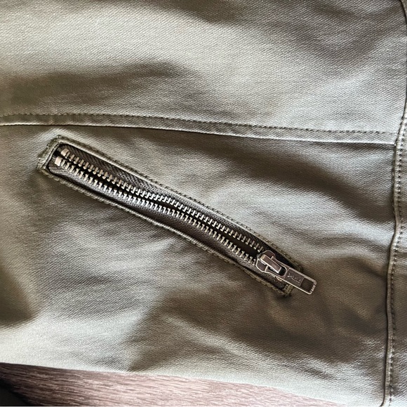 Liverpool Army Green Jacket - Picture 3 of 6